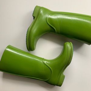 Crocs apple green women rain boots size 8